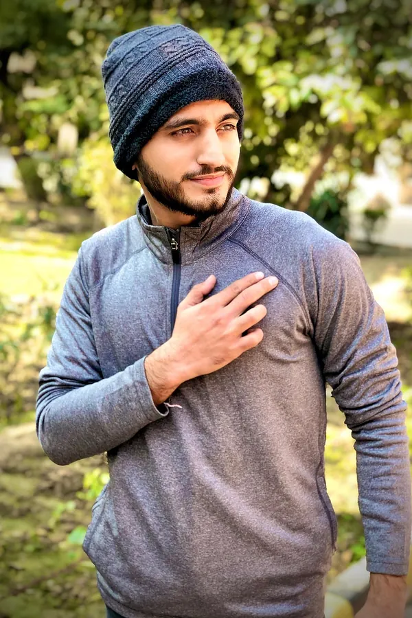Gri Yarım Fermuarlı Sweatshirt