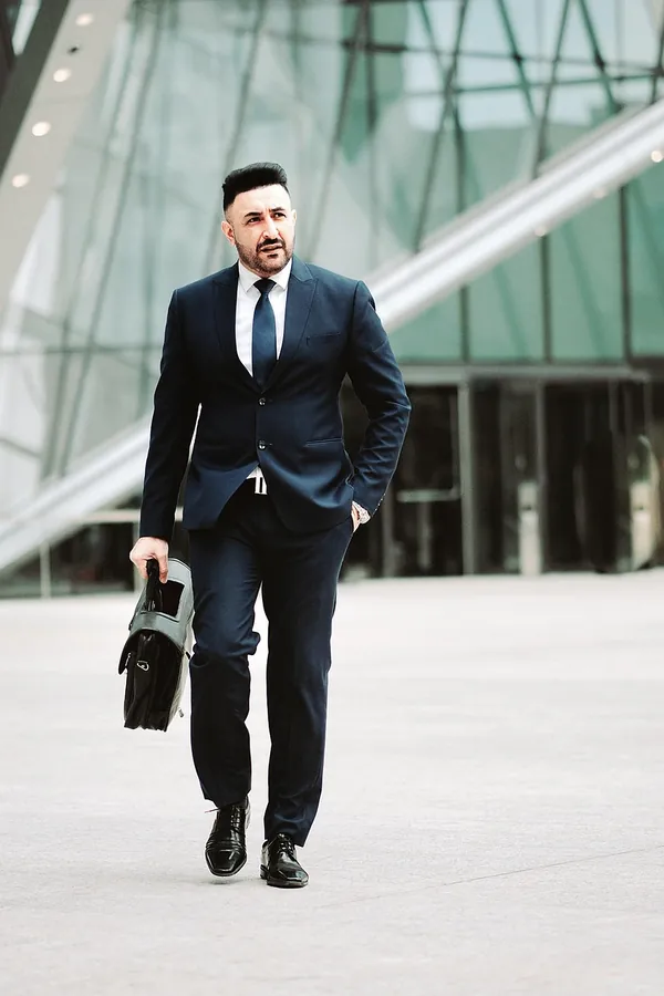 Lacivert İnce Çizgili Takım Elbise